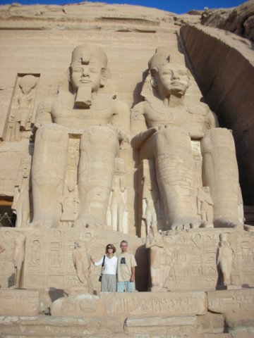 abusimbelstatuesoframsesii.jpg