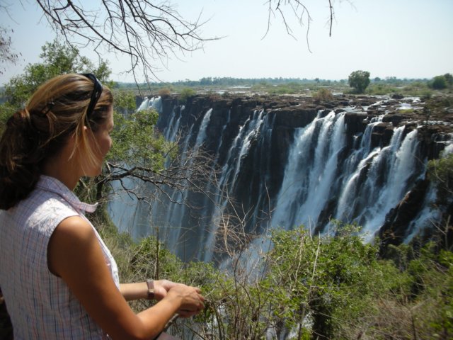 victorialookingatherwaterfallsvictoriafalls.jpg