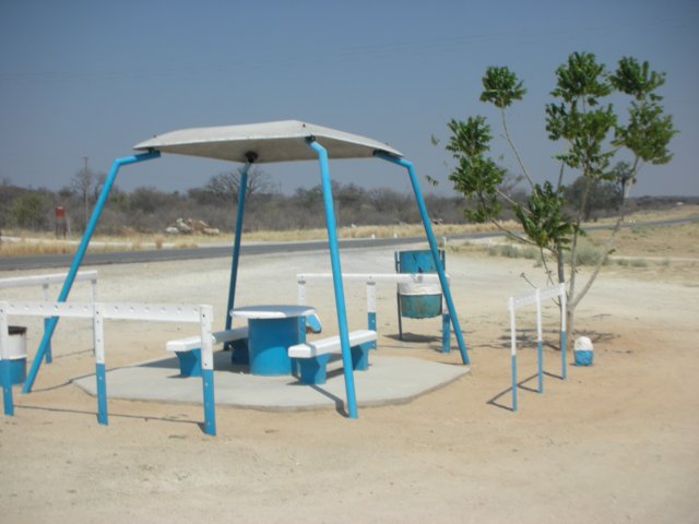 namibiasocivilizedtypicalpicnicspotonamainroad.jpg