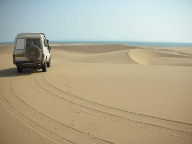 sanddunesbetweenwalvisbayandsandwichharbournamibia3.jpg