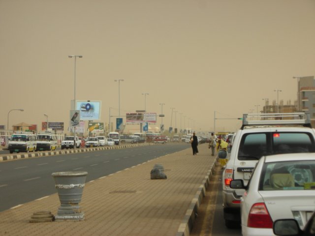 khartumwasstillsufferingfromthesandduststormwhenwearrivedthereisanabundanceofwhitengounandembassy4wds.jpg