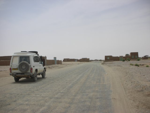 northernsudanbetweenwadihalfaandabriatypicaltown.jpg