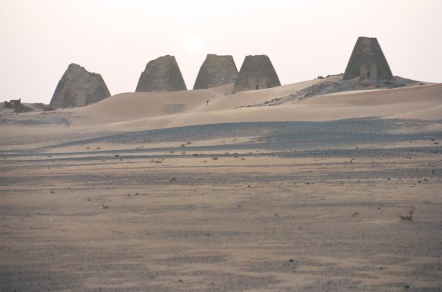 sunsetatmeroepyramidssudansmaintouristattraction.jpg