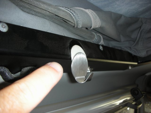 theconstanthightemperaturesmeltedmanythingshereforexampletheglueholdingatowelhangertherewasnotowelonit.jpg