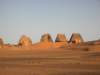 theitaliantreasurehunterguiseppeferlinidestroyedthepyramidsin1834_small.jpg