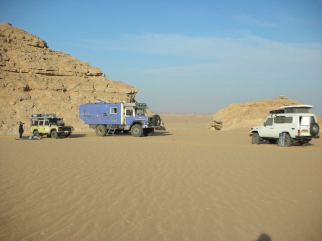 wewere7vehiclescomingfromegyptandcampedthefirstnighttogethernearwadihalfa.jpg