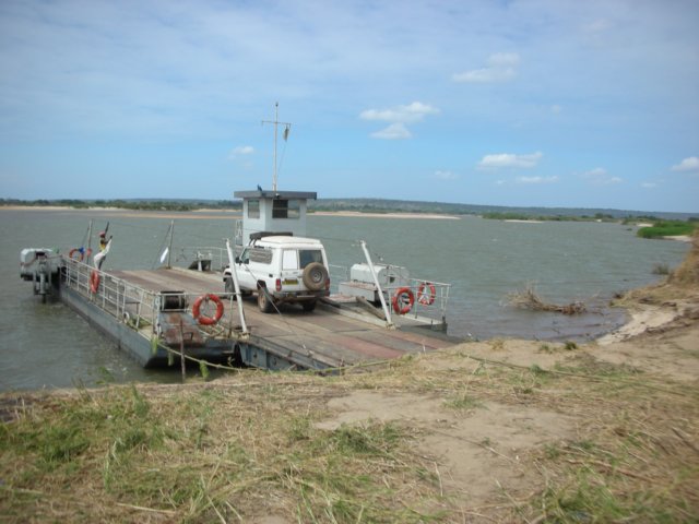 therovumariverferrywasbuiltbygermanyin1999itrunsathightideonly.jpg