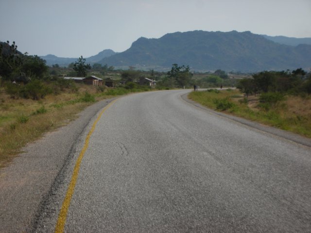 weenteredtanzaniafromkenyanearlakevictoriainternationaltransitroadsintanzaregenerallyexcellent.jpg